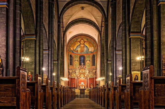 Imagen de templo católico