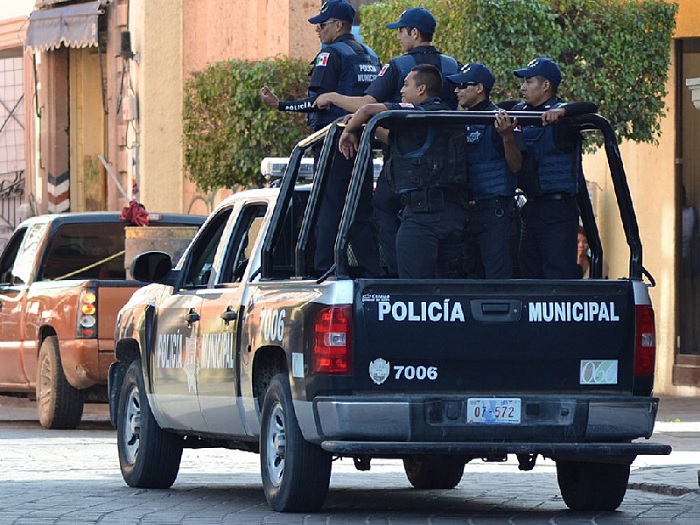 Faltan alrededor de 100 mil policías en México