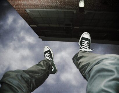 El suicidio y la muerte violenta